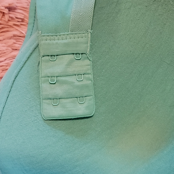 Body by Victoria Full Coverage Uplift Bra - Picture 5 of 8